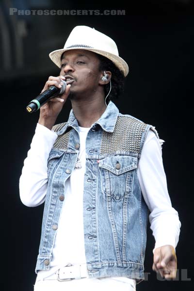 K'NAAN - 2010-08-28 - SAINT CLOUD - Domaine National - Grande Scene - 